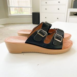 Forever Black Wedge Buckle Sandal Cozy-11